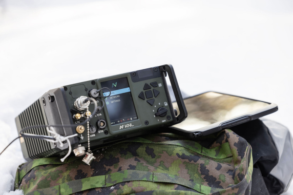 CNHF Manpack radio